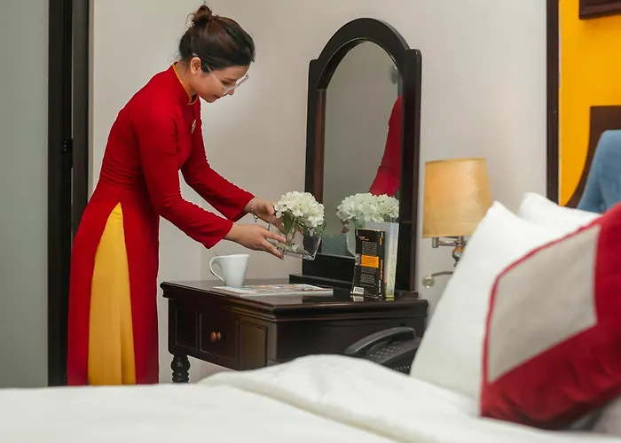 Silk Castle Hotel & Spa - Hanoi Old Quarter